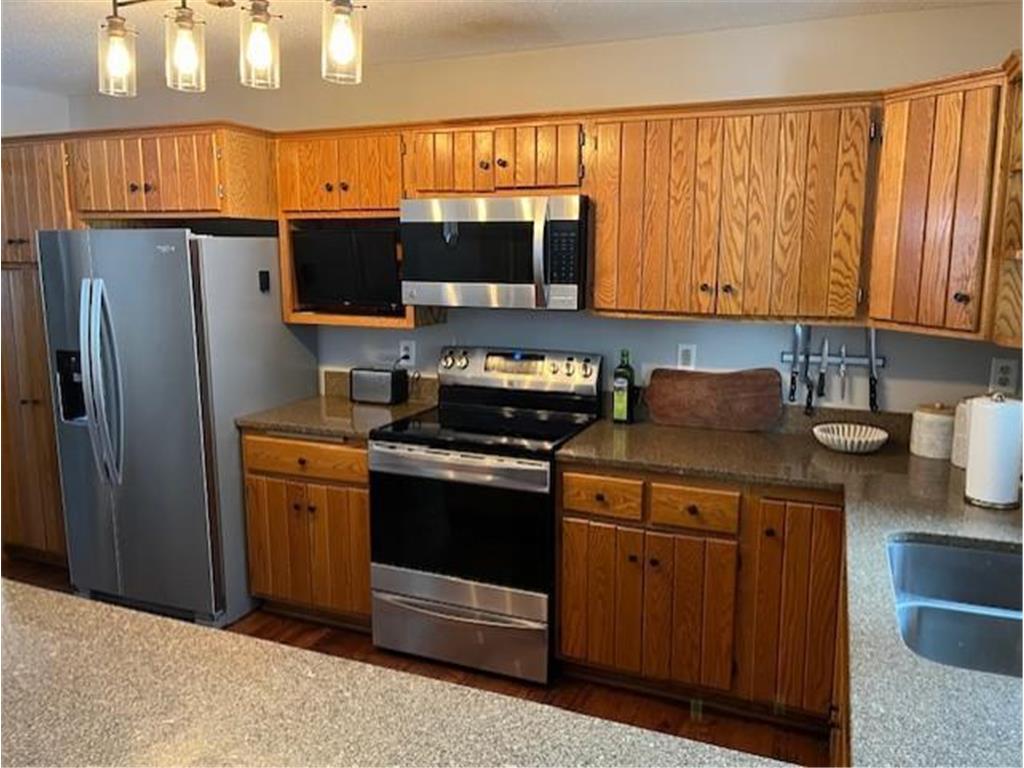 2126 Jean Road Rock Lake Twp MN 56115 - Yankton 7028007 image3