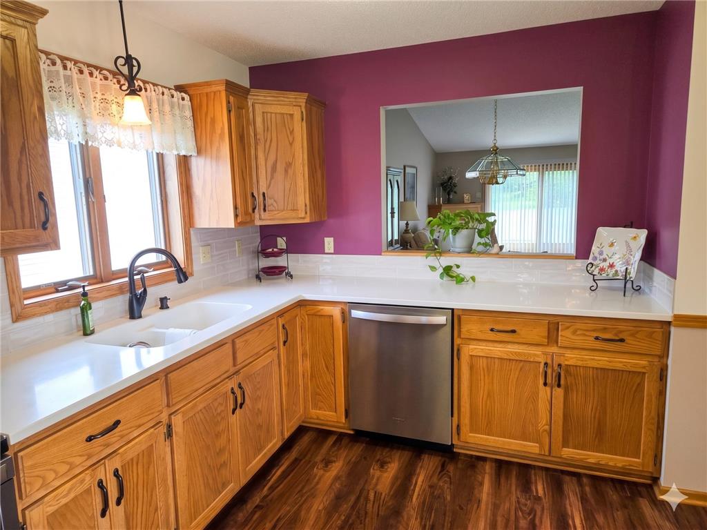 2126 Vierling Drive E Shakopee MN 55379 7076688 image4