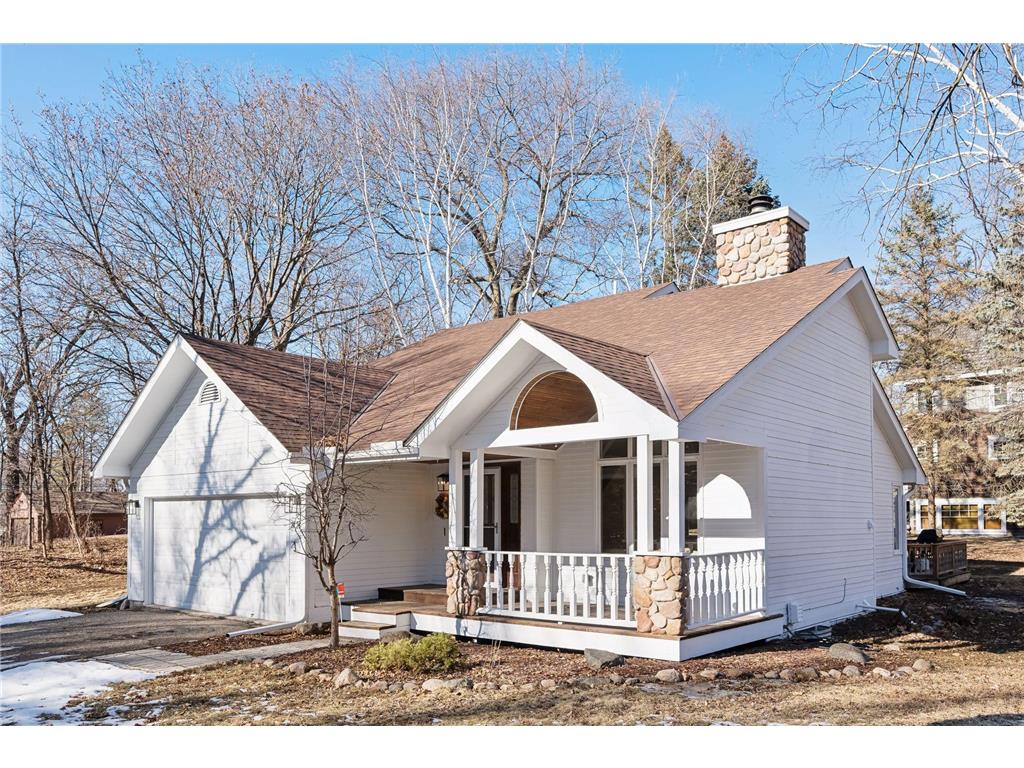 21260 Minnetonka Boulevard Excelsior MN 55331 6655571 image1