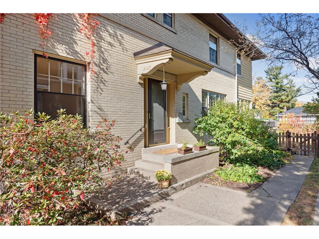 2127 Iglehart Avenue Saint Paul MN 55104 6622073 image1