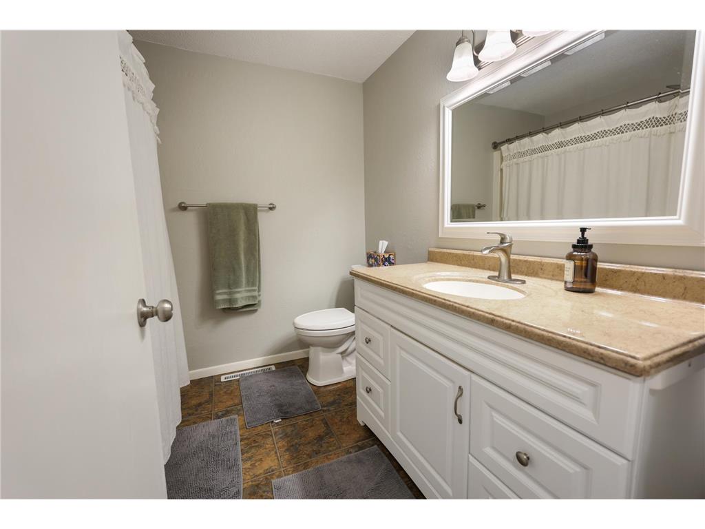 21276 County Road 7 Saint Augusta MN 56301 - Johnson Creek 7012128 image18