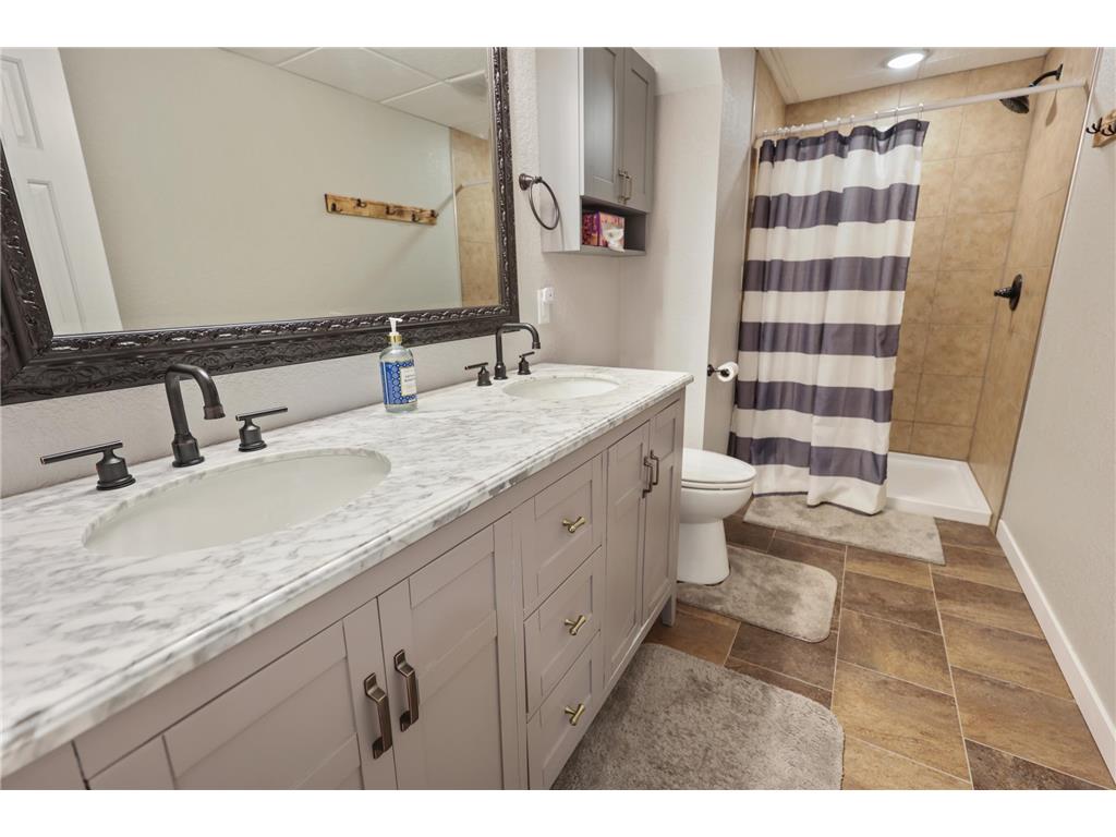 21276 County Road 7 Saint Augusta MN 56301 - Johnson Creek 7012128 image32