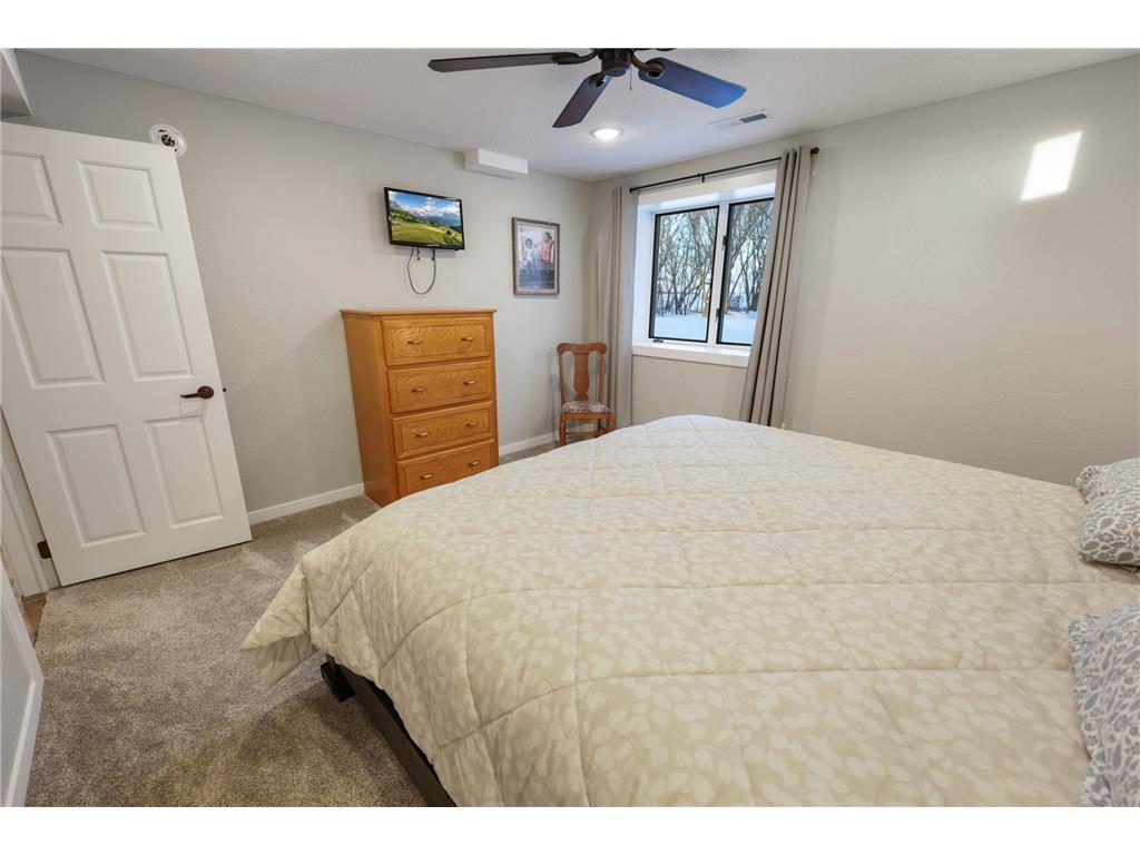 21276 County Road 7 Saint Augusta MN 56301 - Johnson Creek 7012128 image34