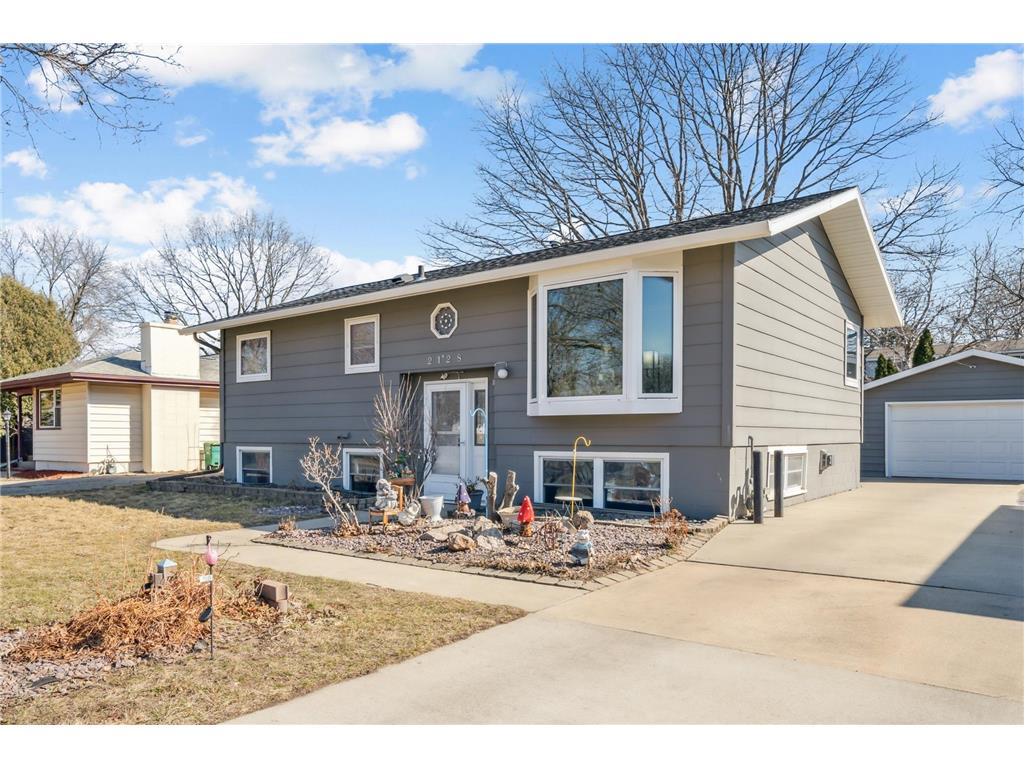 2128 8th Avenue NE Rochester MN 55906 6500370 image1