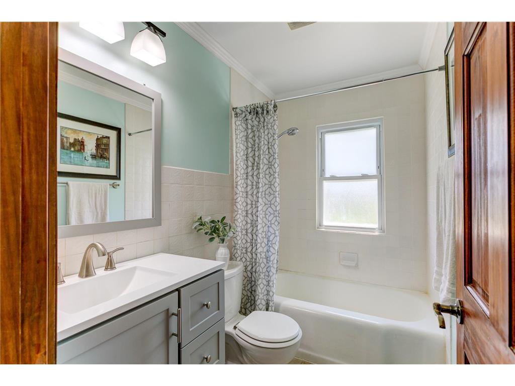 2128 Case Avenue E Saint Paul MN 55119 7105239 image12