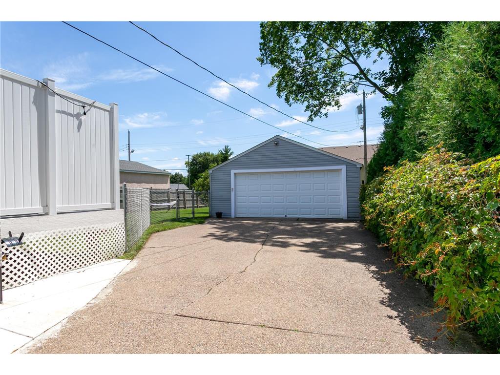 2128 Case Avenue E Saint Paul MN 55119 7105239 image26