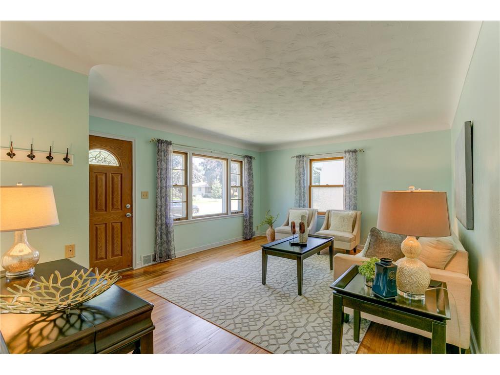 2128 Case Avenue E Saint Paul MN 55119 7105239 image3