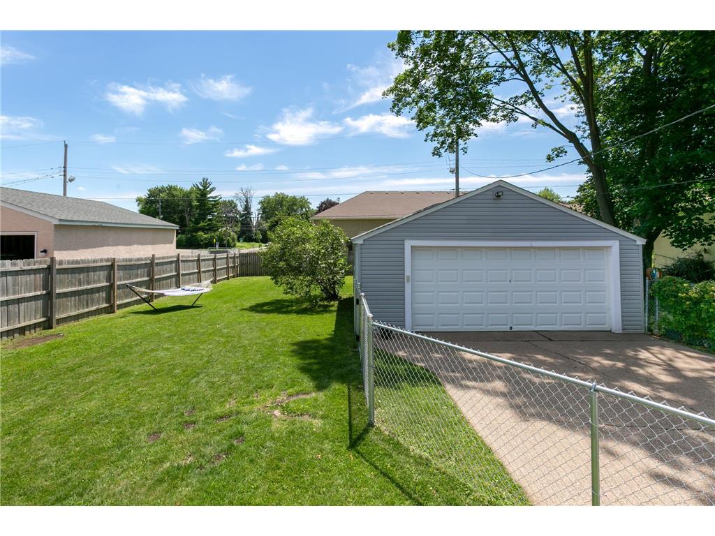2128 Case Avenue E Saint Paul MN 55119 7105239 image31