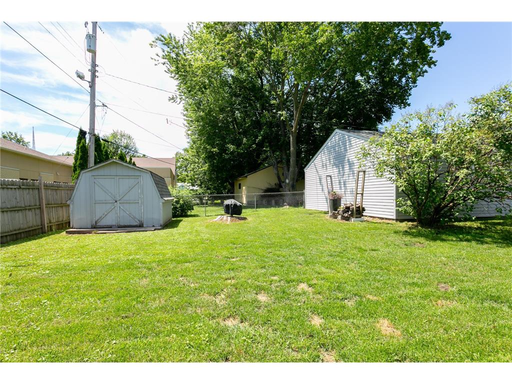 2128 Case Avenue E Saint Paul MN 55119 7105239 image34