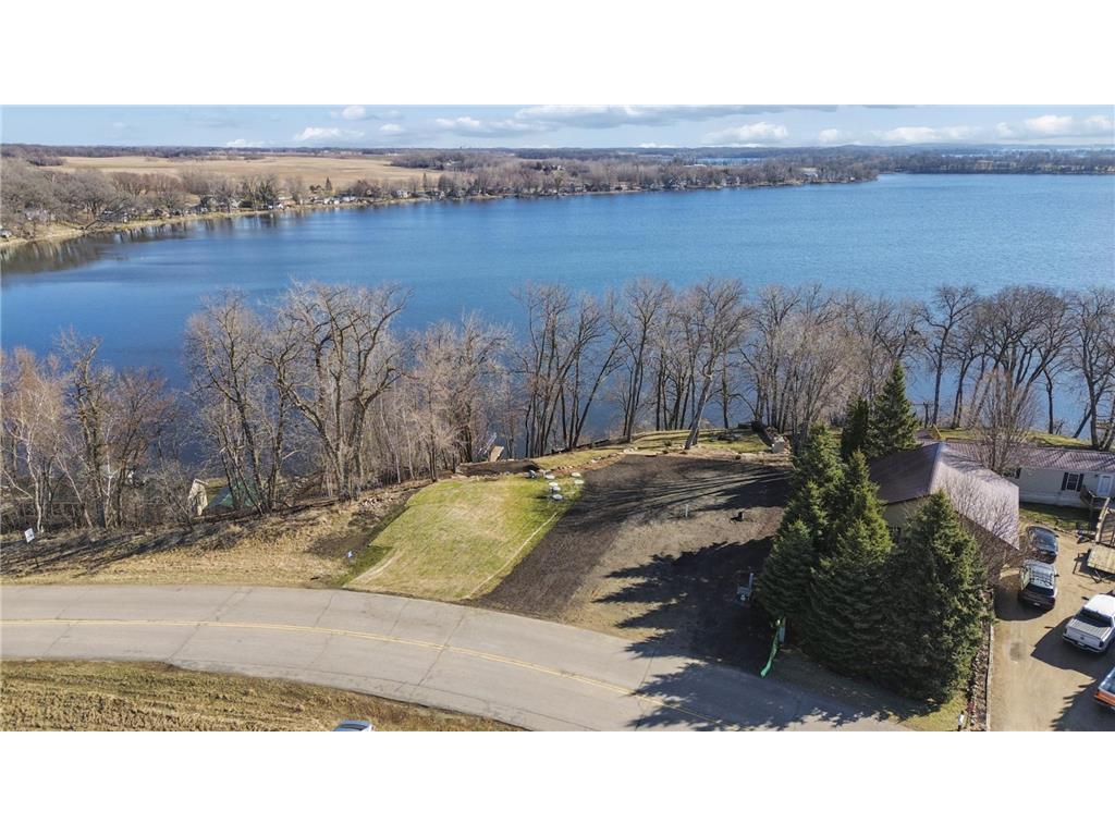 21280 654th Avenue Litchfield MN 55355 - Manuella 7049405 image1