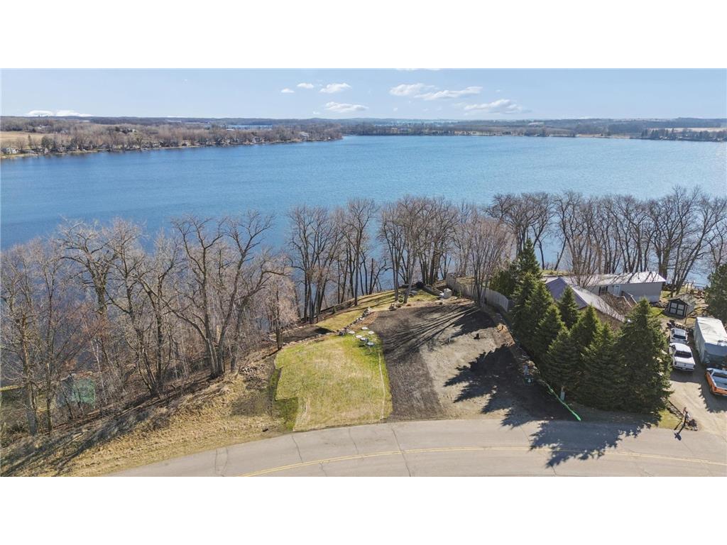 21280 654th Avenue Litchfield MN 55355 - Manuella 7049405 image2