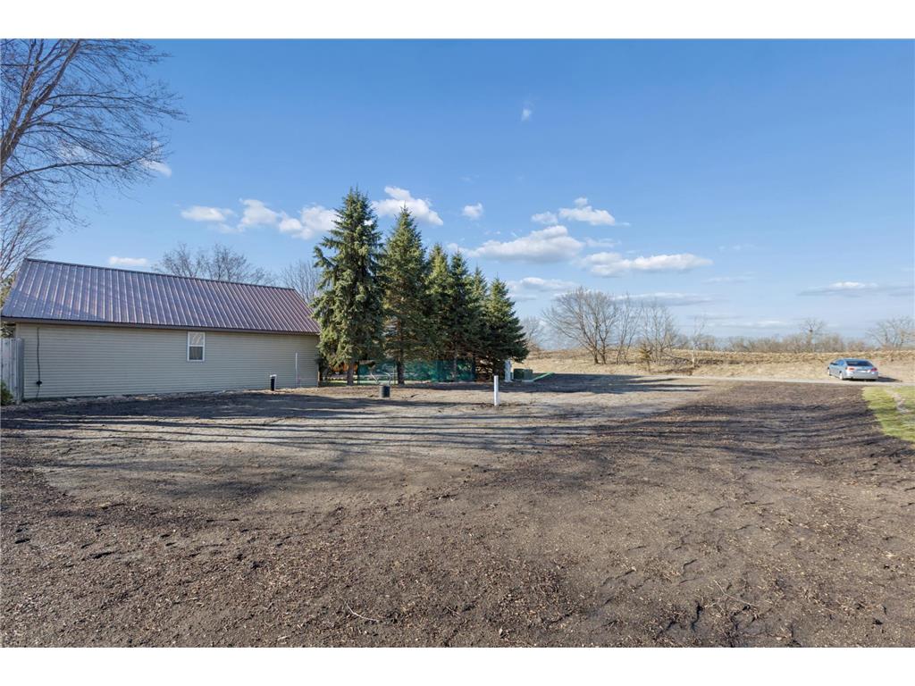 21280 654th Avenue Litchfield MN 55355 - Manuella 7049405 image5