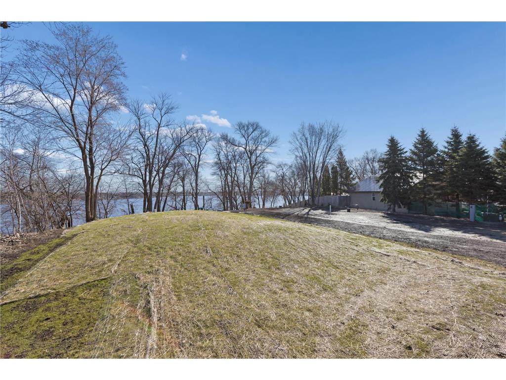21280 654th Avenue Litchfield MN 55355 - Manuella 7049405 image6