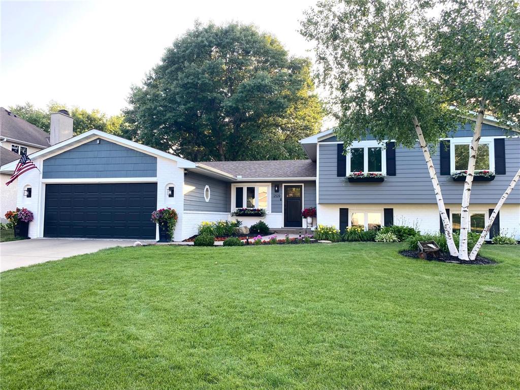 2129 Arkwright Street Maplewood MN 55117 7087511 image1