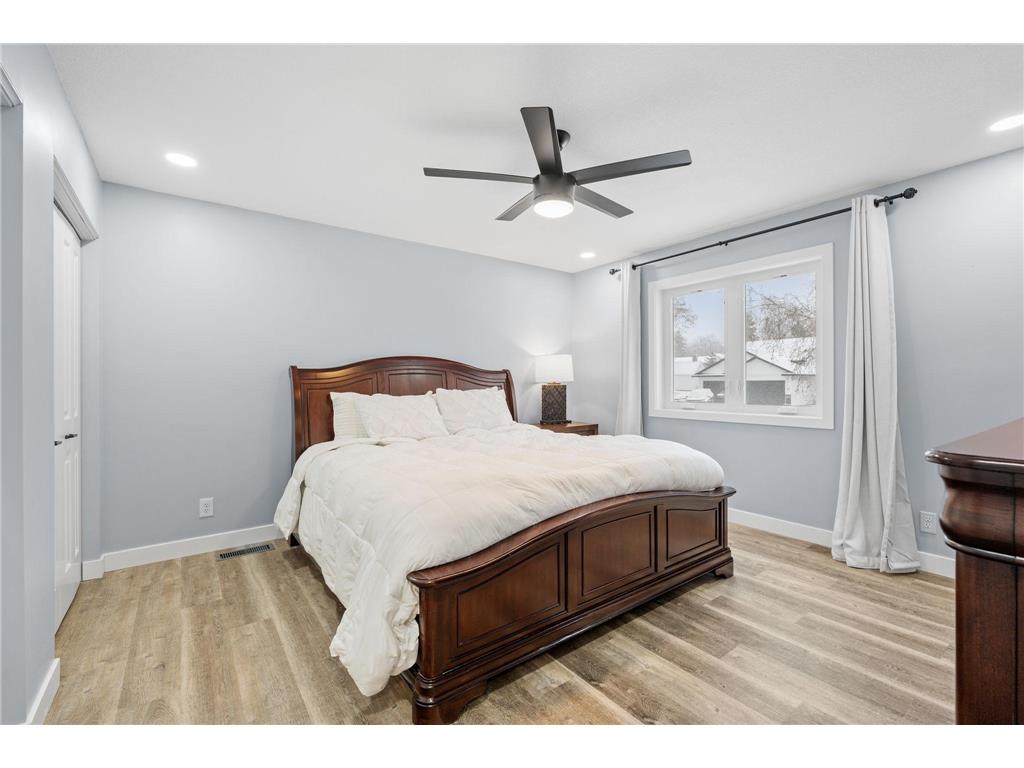 2129 Arkwright Street Maplewood MN 55117 7087511 image11