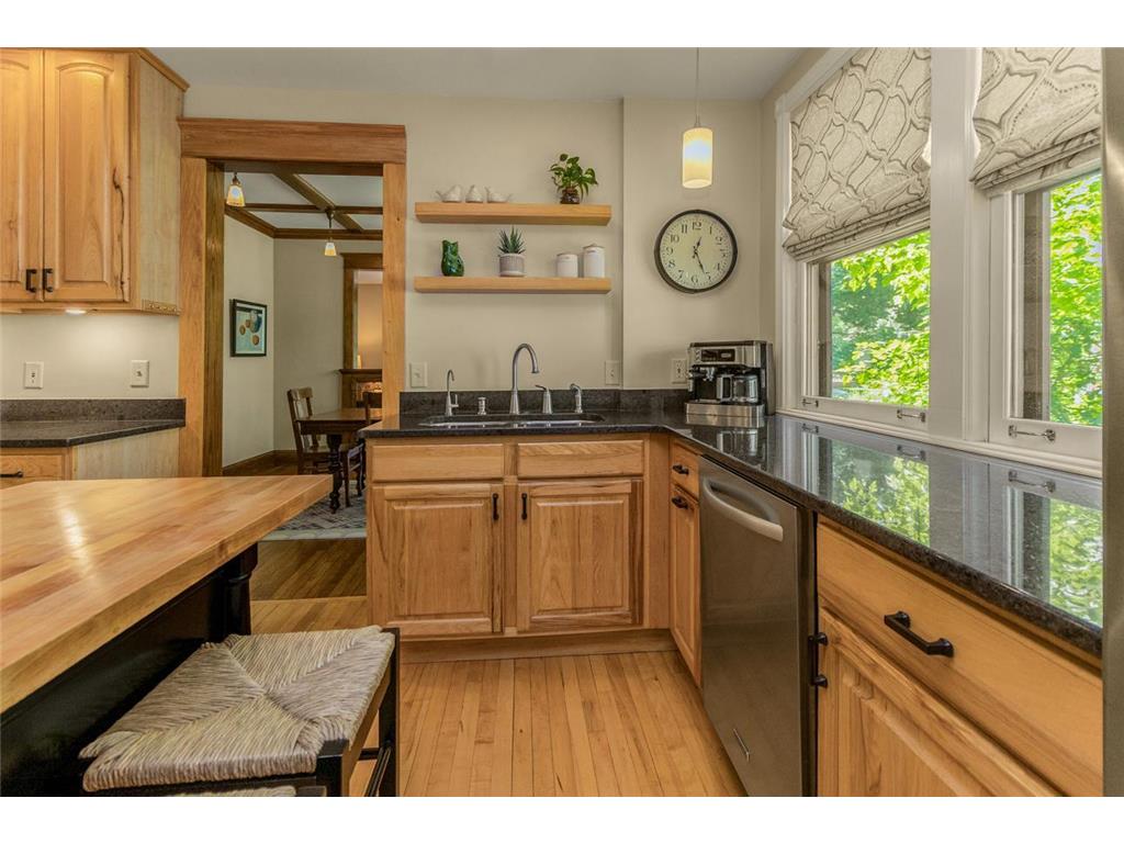 2129 Carroll Avenue Saint Paul MN 55104 7094319 image24