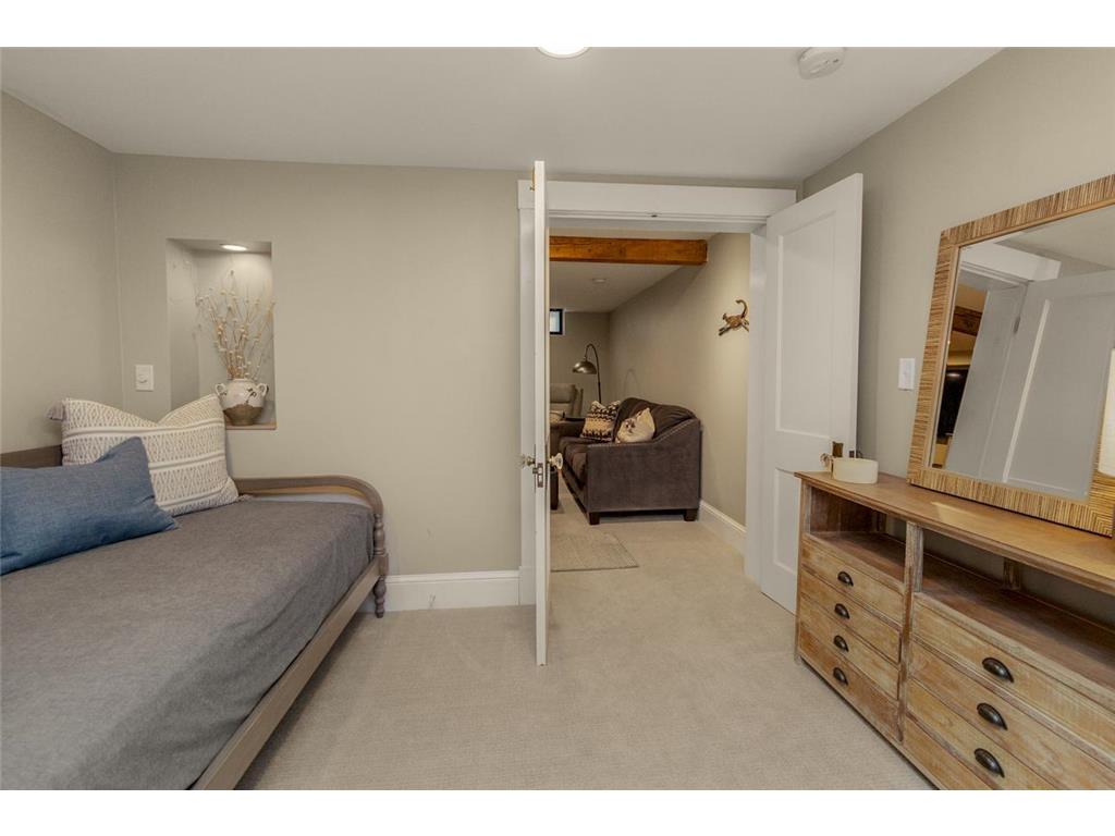2129 Carroll Avenue Saint Paul MN 55104 7094319 image46