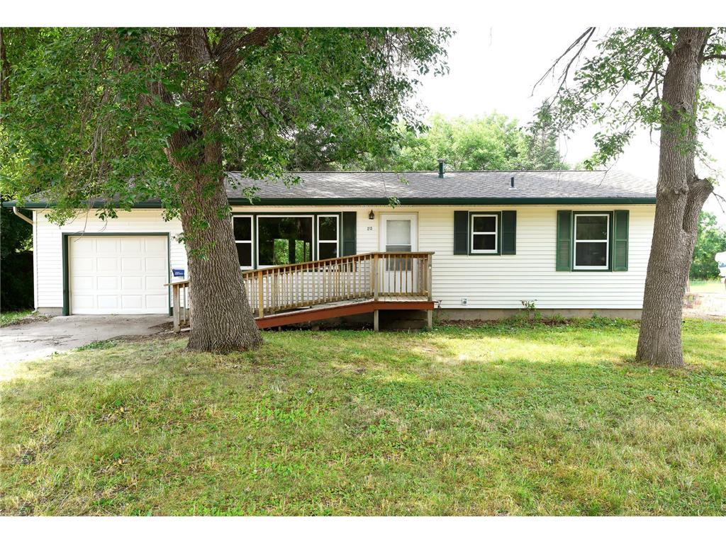 213 12th Avenue NW Waseca MN 56093 6396326 image1