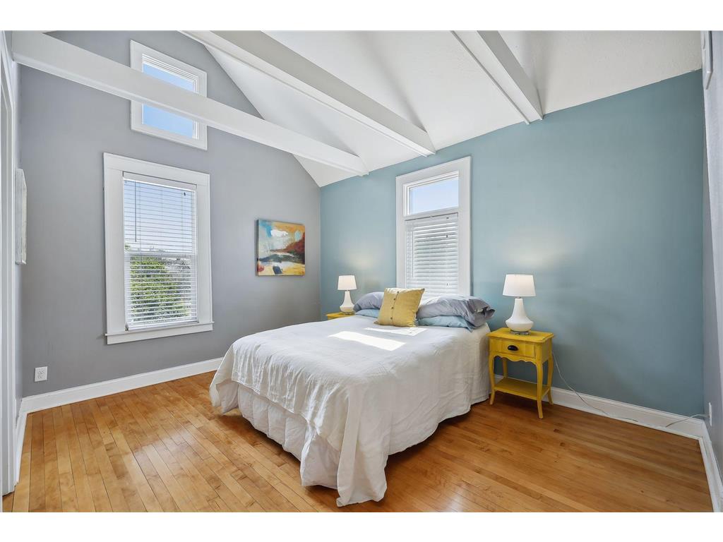 213 17th Avenue NE Minneapolis MN 55413 6381285 image1