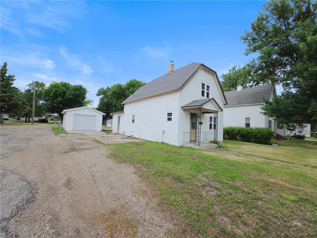 213 1st Street N Ulen MN 56585 7104984 image1