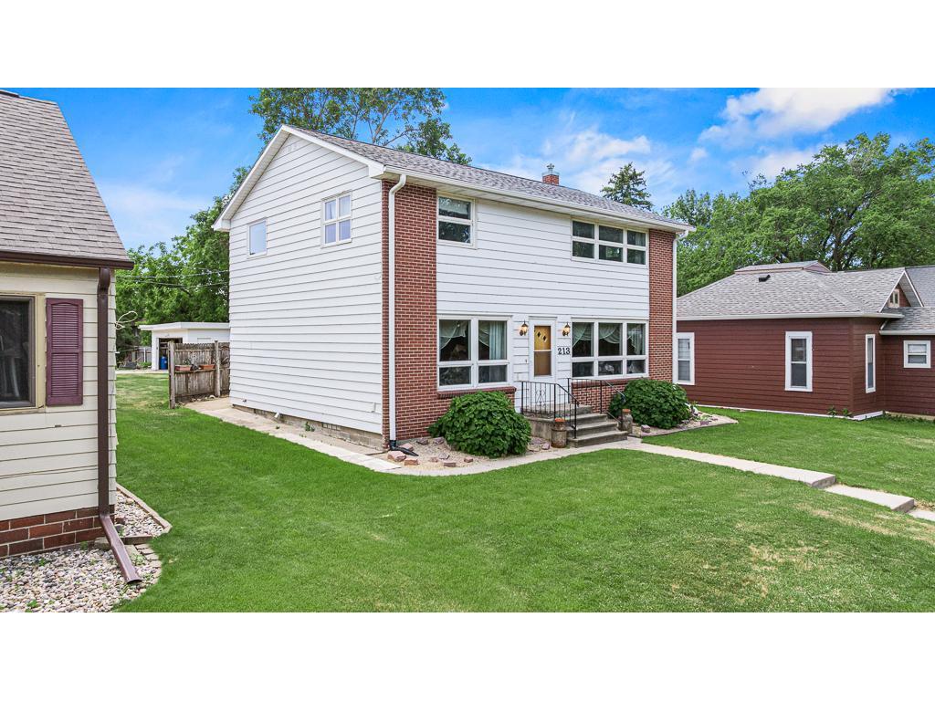 213 2nd Street E Jasper MN 56144 7092797 image1