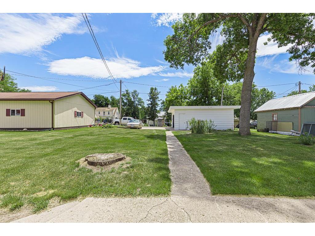 213 2nd Street E Jasper MN 56144 7092797 image9
