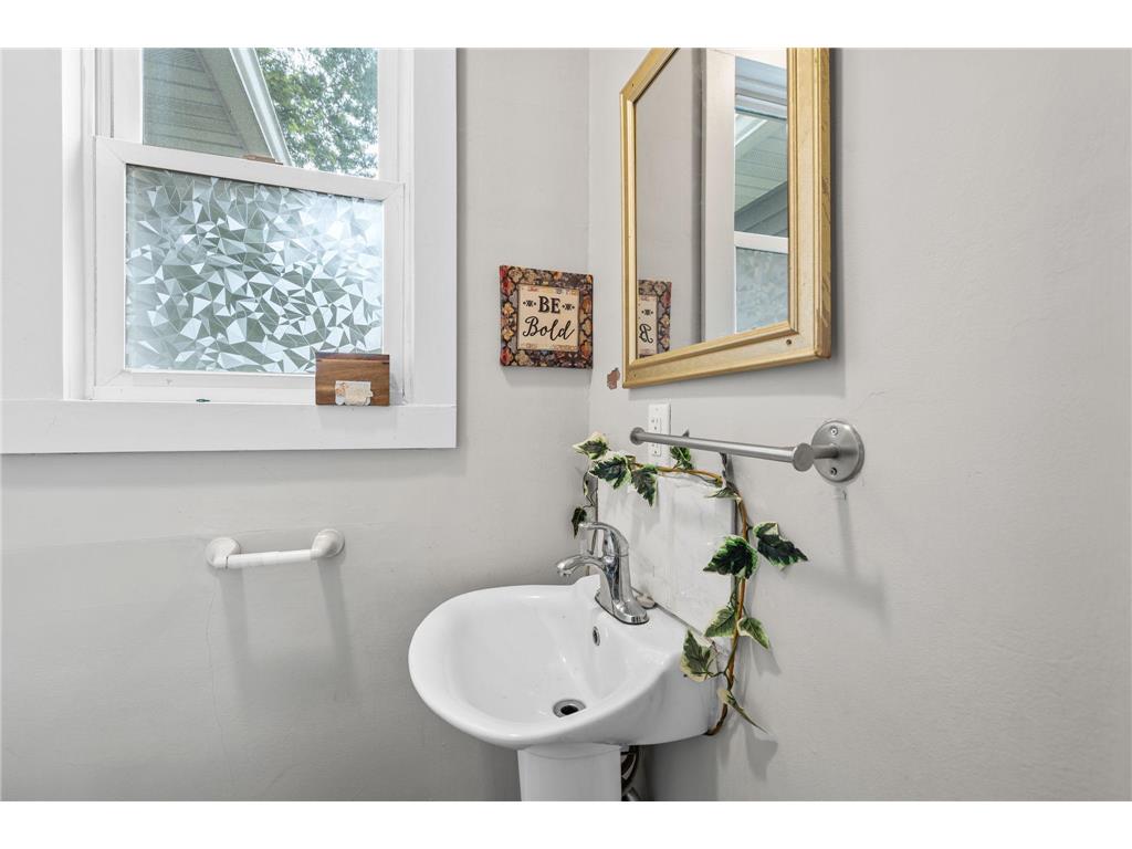 213 2nd Street NE Grand Meadow MN 55936 7008392 image32