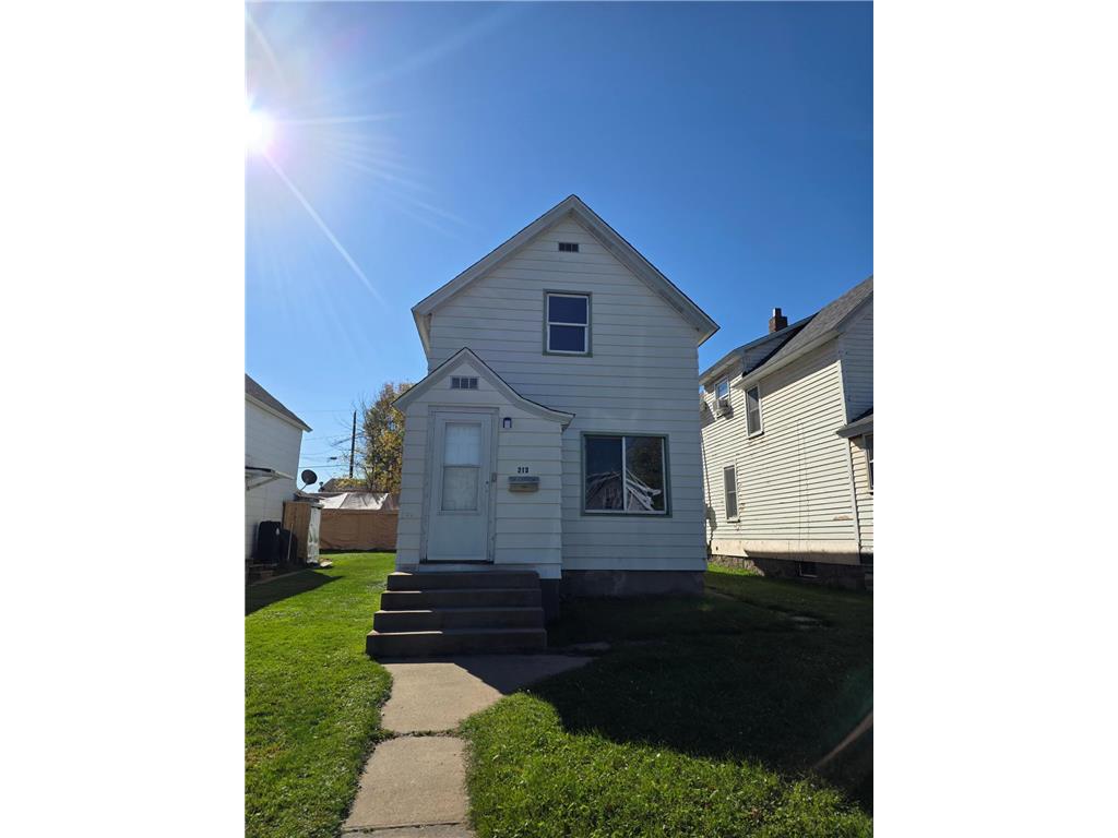 213 2nd Street SW Chisholm MN 55719 7002466 image1