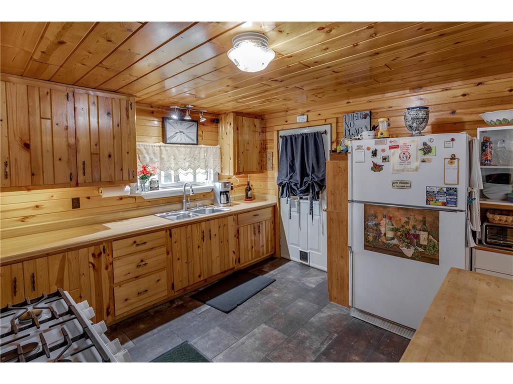 213 3rd Street N Hackensack MN 56452 7103031 image2