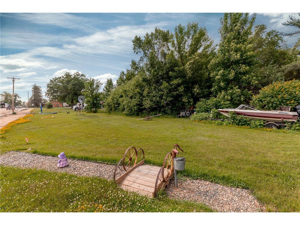 213 3rd Street N Hackensack MN 56452 7103031 image34
