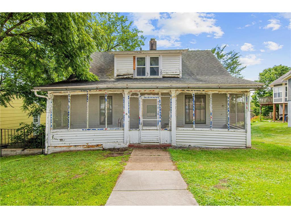 213 4TH ST W Chaska MN 55315 7098161 image14