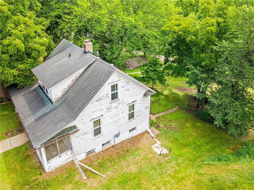 213 4TH ST W Chaska MN 55315 7098161 image16