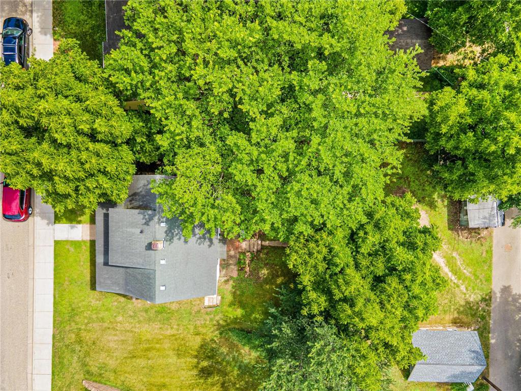 213 4TH ST W Chaska MN 55315 7098161 image17