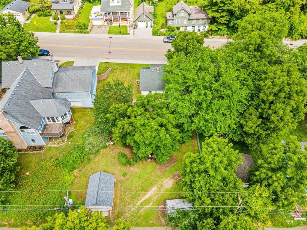 213 4TH ST W Chaska MN 55315 7098161 image18