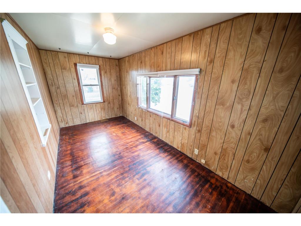 213 7th Street NW Faribault MN 55021 7061439 image3