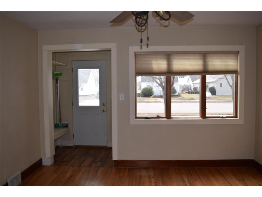 213 Brown Street W Comfrey MN 56019 7042550 image2