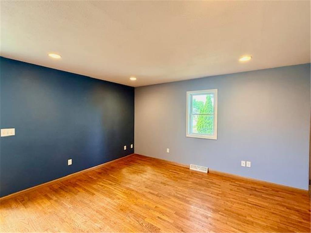 213 Cedar Street W Houston MN 55943 7082410 image2
