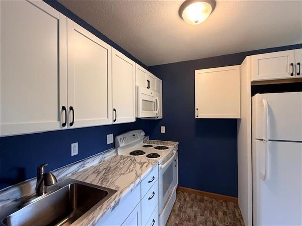 213 Cedar Street W Houston MN 55943 7082410 image3