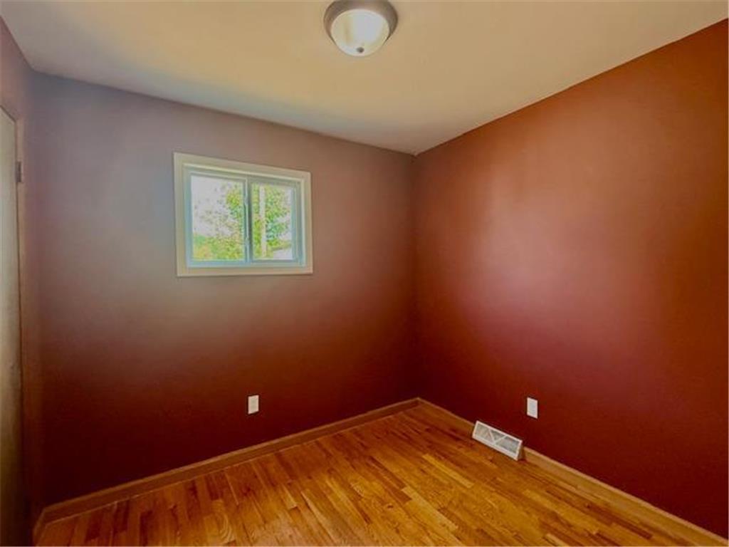 213 Cedar Street W Houston MN 55943 7082410 image9