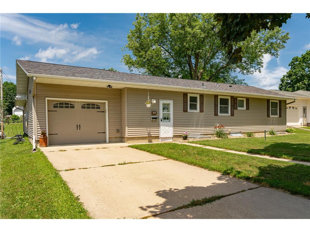 213 Division Street NE Chatfield MN 55923 7077089 image1