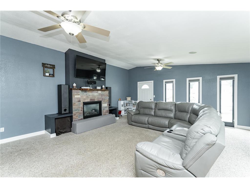 213 Division Street NE Chatfield MN 55923 7077089 image11