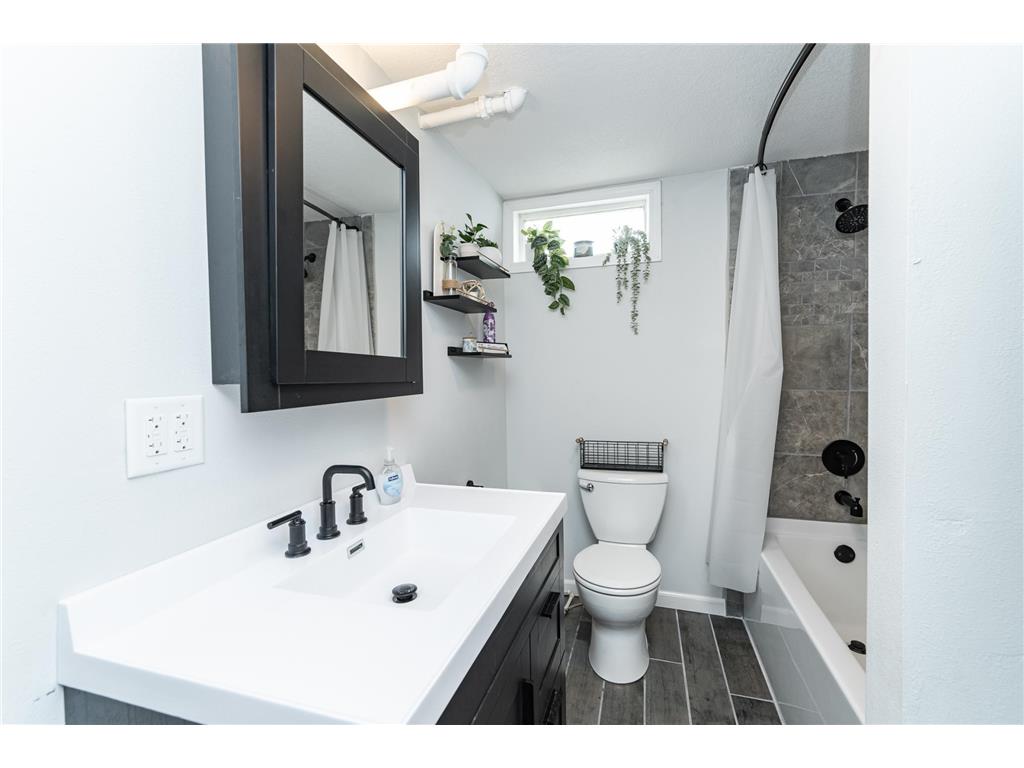 213 Division Street NE Chatfield MN 55923 7077089 image30