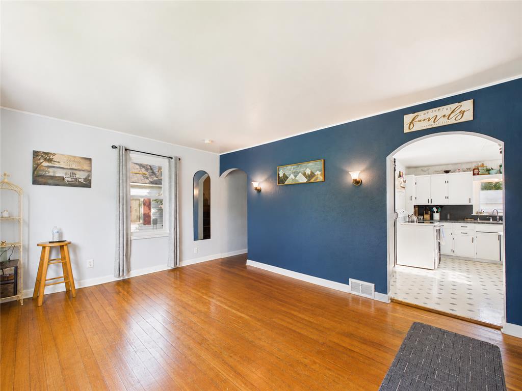 213 E 4th Street Cyrus MN 56381 7104326 image4