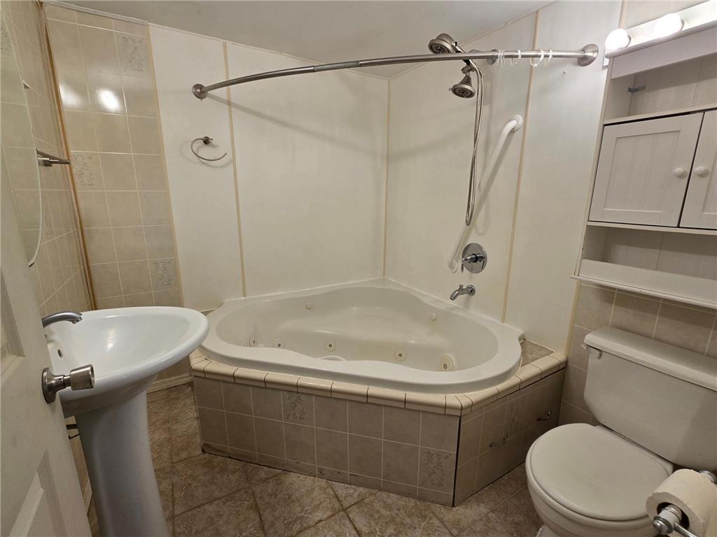 213 E Fremont Street Spring Valley MN 55975 7088519 image16