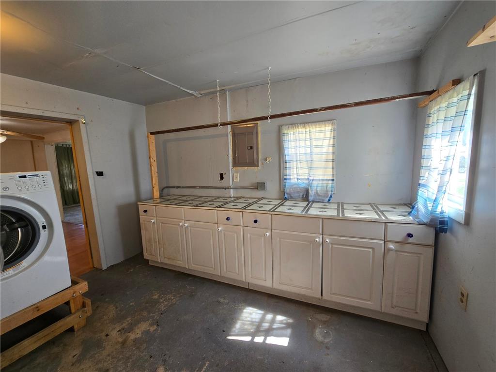 213 E Fremont Street Spring Valley MN 55975 7088519 image17