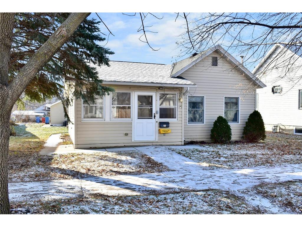 213 E Howard Street Winona MN 55987 6637260 image1