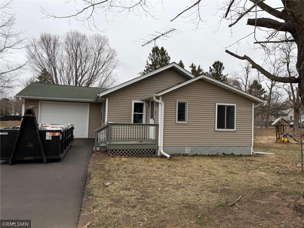 213 E Park Avenue Luck WI 54853 7051766 image25