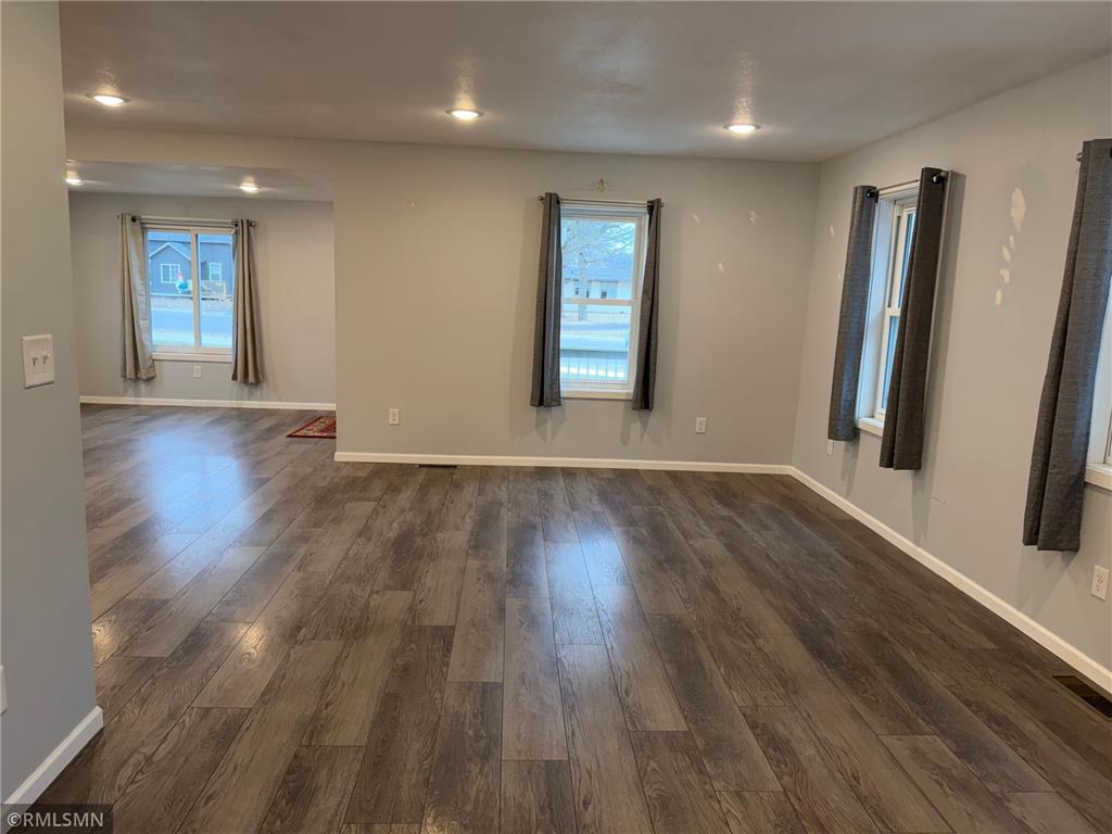 213 E Park Avenue Luck WI 54853 7051766 image5
