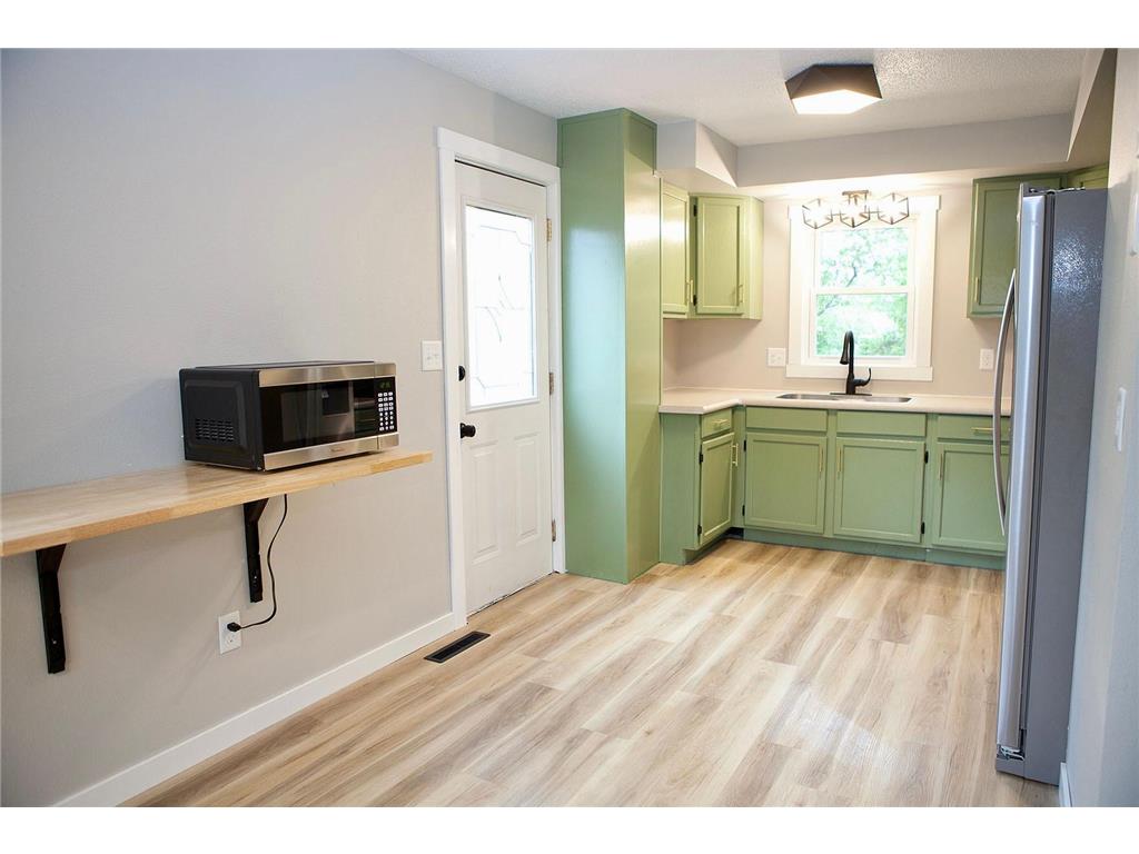 213 Lake Avenue Detroit Lakes MN 56501 6724781 image10