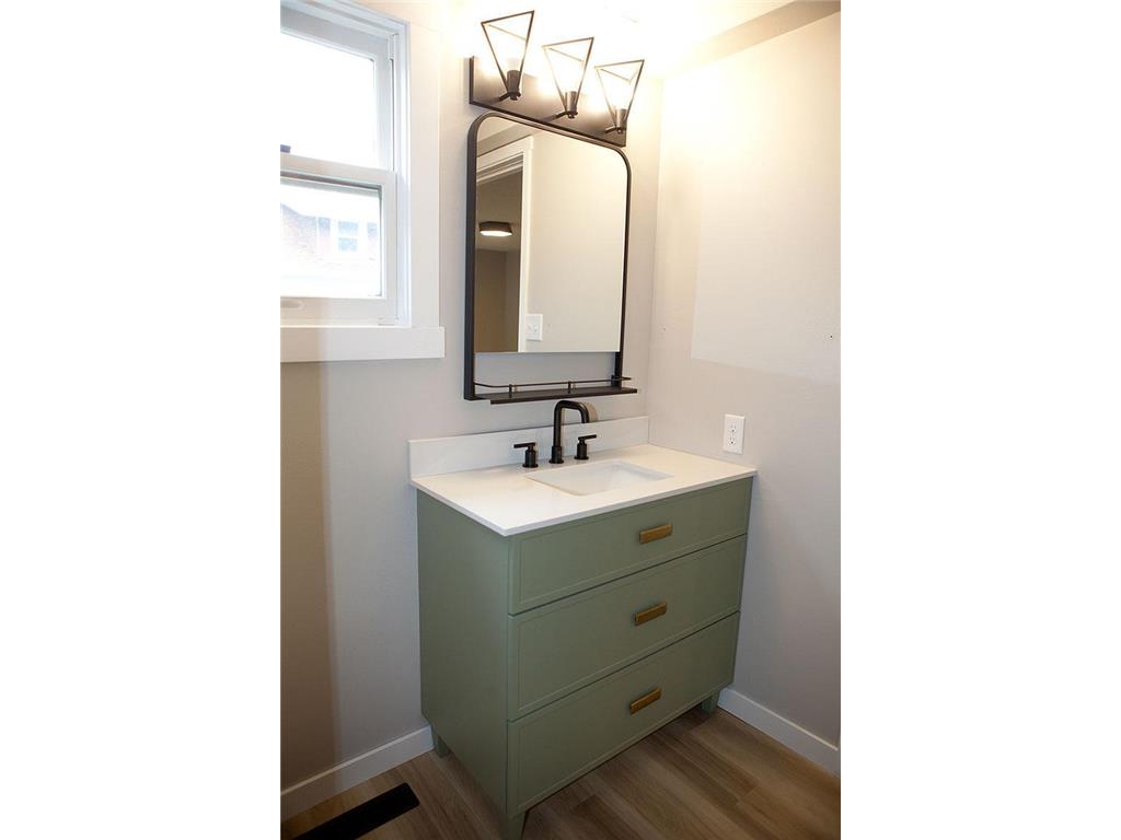 213 Lake Avenue Detroit Lakes MN 56501 6724781 image13